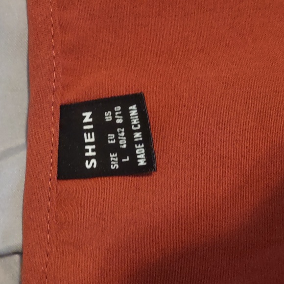 Top - Picture 2 of 3